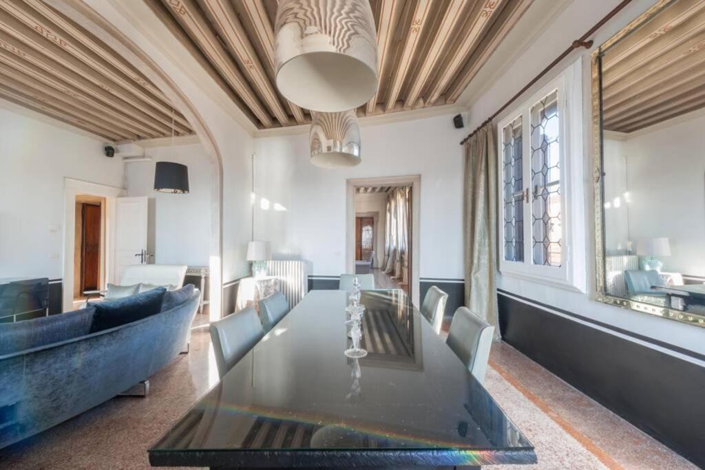 Ca' Erizzo Dream Apartment, Spectacular Views From The Amazing Terrace! *