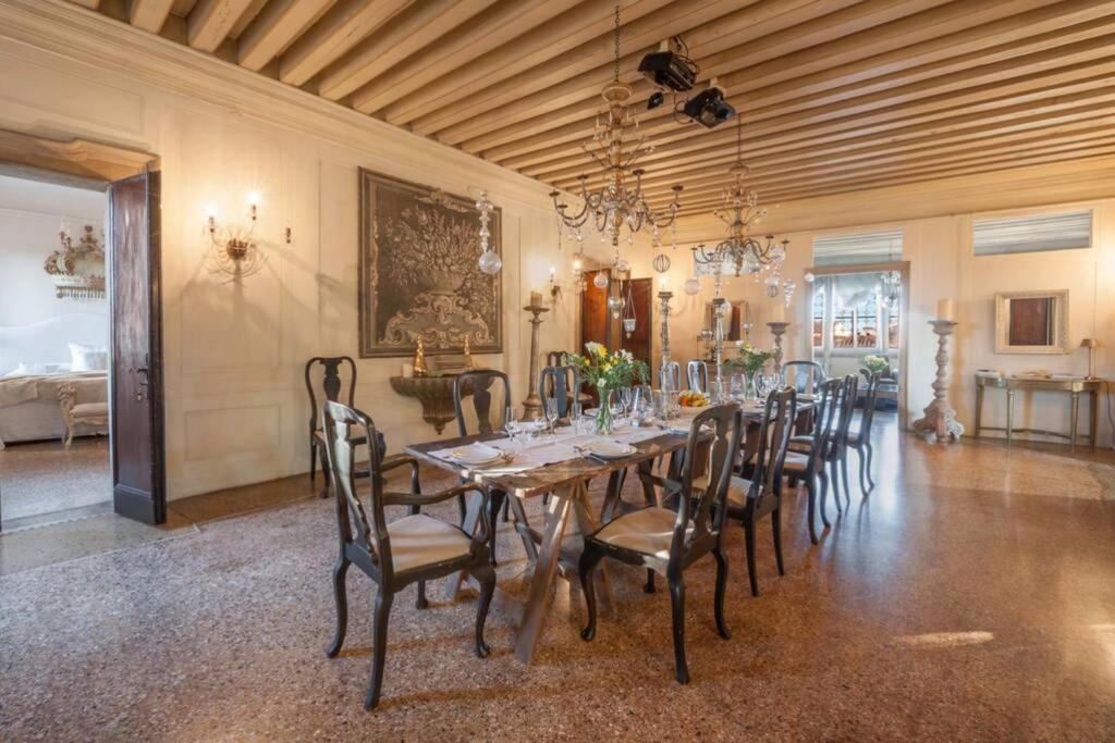 Ca' Erizzo Dream Apartment, Spectacular Views From The Amazing Terrace! Apartment *