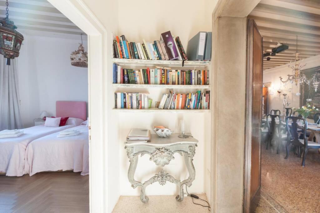 Ca' Erizzo Dream Apartment, Spectacular Views From The Amazing Terrace! Apartment